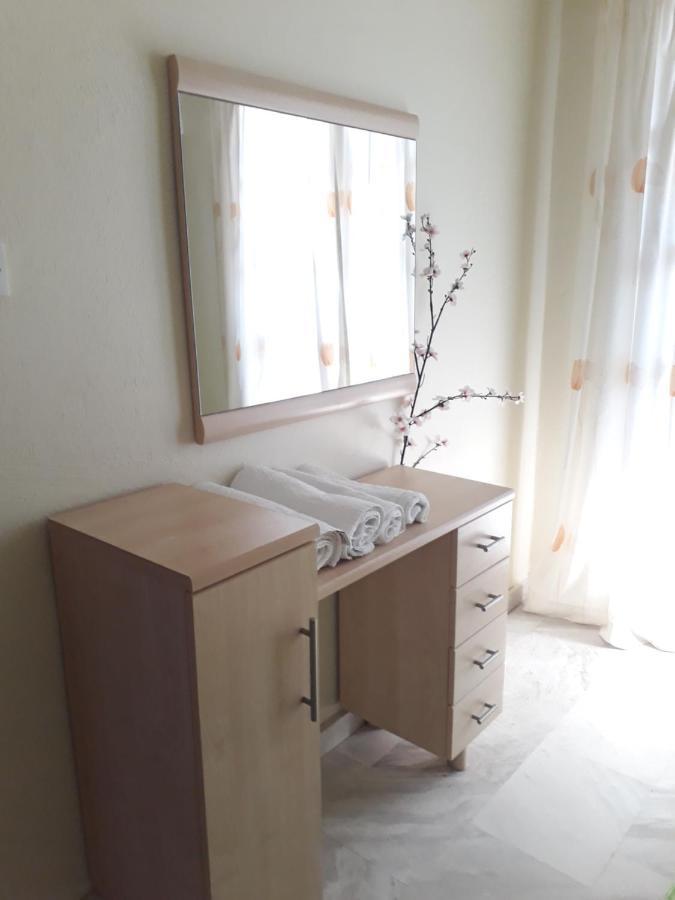 Nefeli Seaside Apartments 波利克罗诺 外观 照片