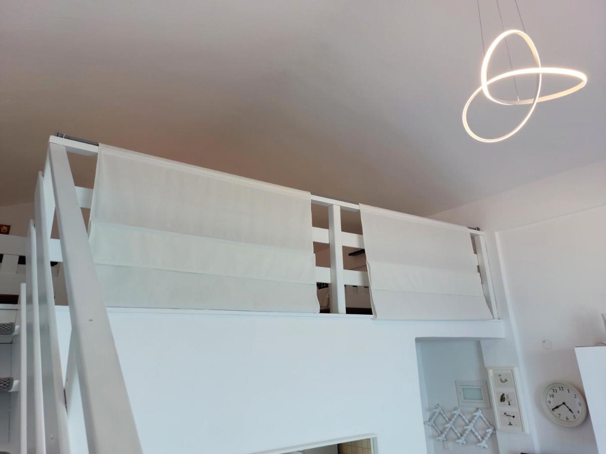 Nefeli Seaside Apartments 波利克罗诺 外观 照片